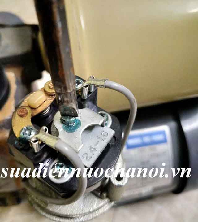 Cách khắc phục máy bơm tăng áp kêu liên tục khi sử dụng nước